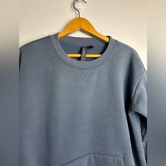 Mondetta Men's Gray Sweatshirt M Minimalist Kangaroo Pockets Fleece Neutral - Picture 4 of 13